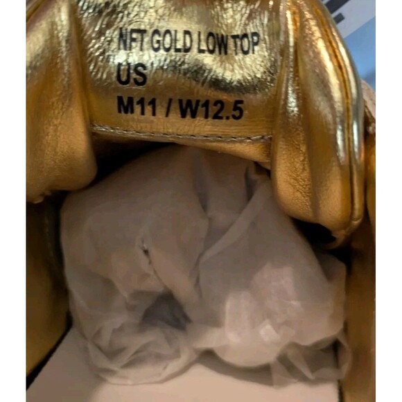 Donald Trump Never Surrender Gold SNEAKERS Size 11M (AUTHENTIC & RARE) In Hand main image 7